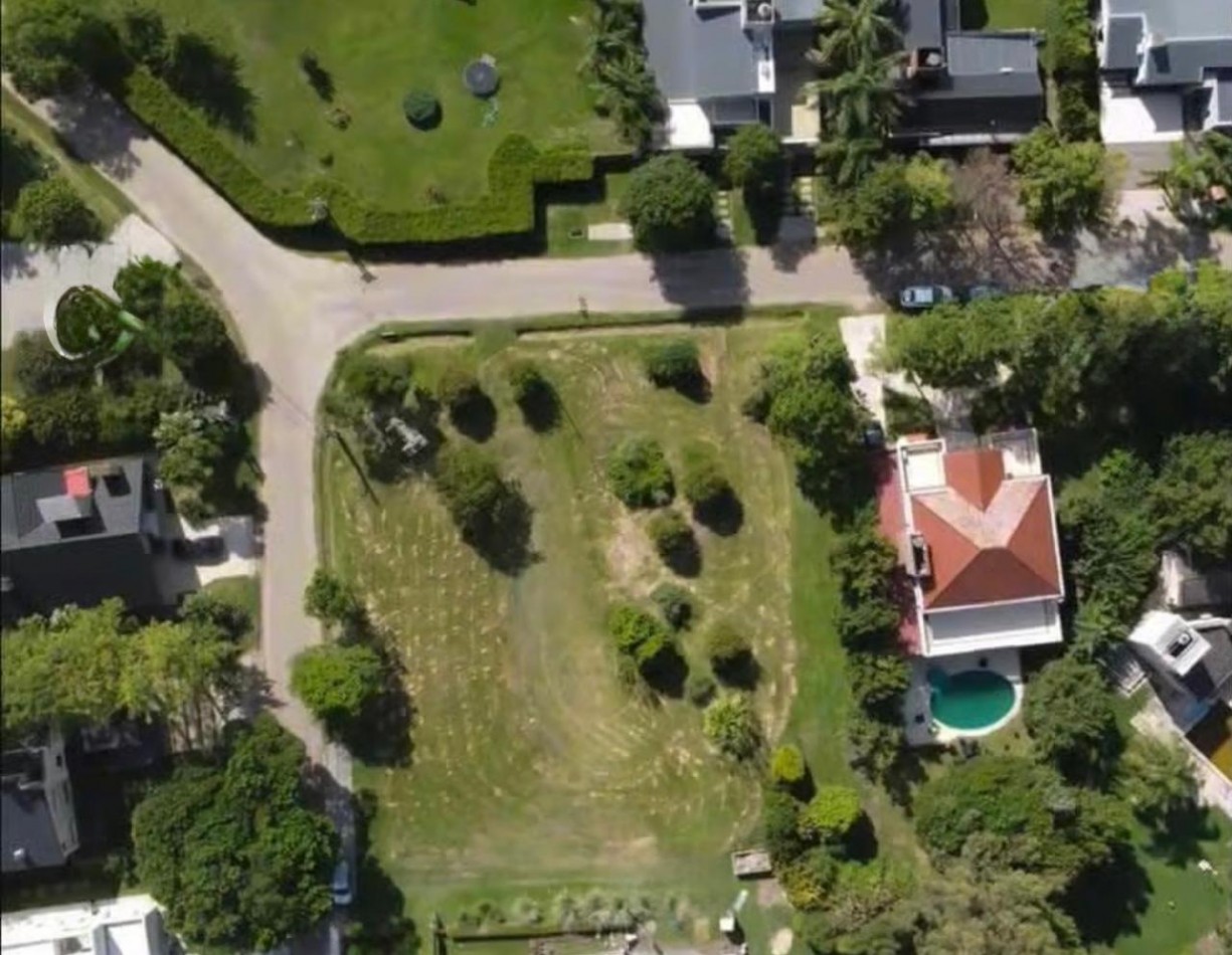 TERRENO EN VENTA EN COMPLEJO RESIDENCIAL EL PASO