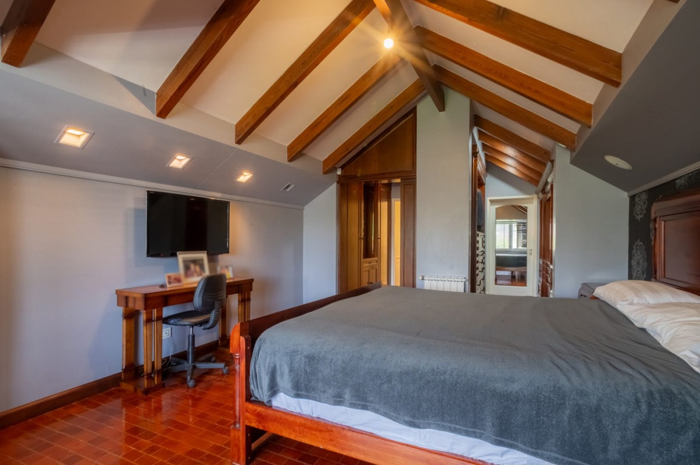 CASA DE CATEGORIA EN CLUB DE CAMPO EL PASO - Santo Tome - Santa Fe