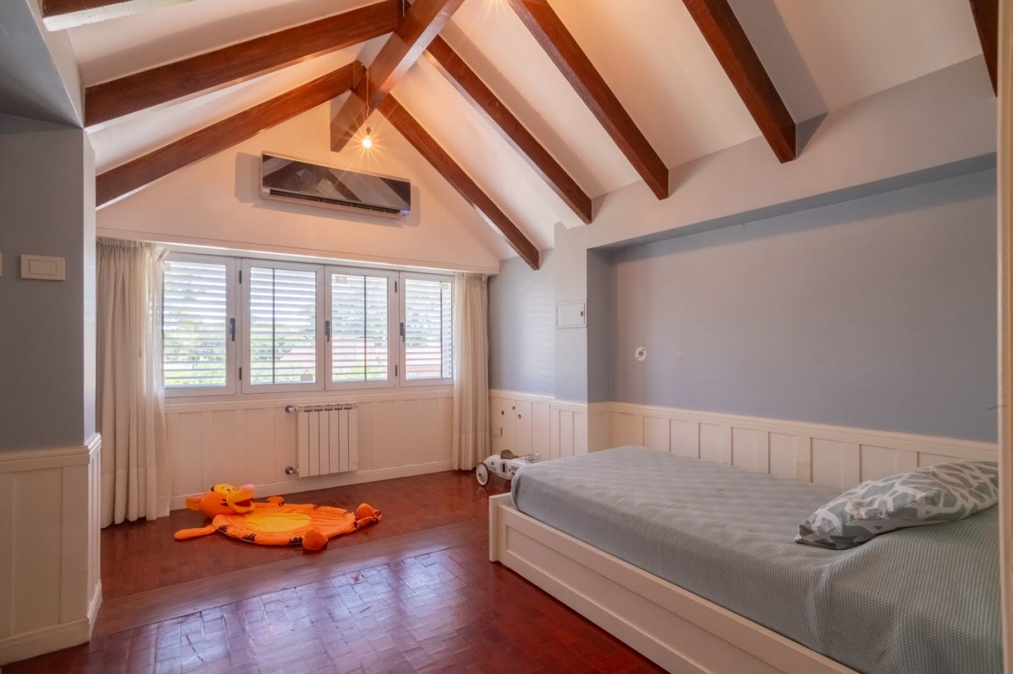 CASA DE CATEGORIA EN CLUB DE CAMPO EL PASO - Santo Tome - Santa Fe