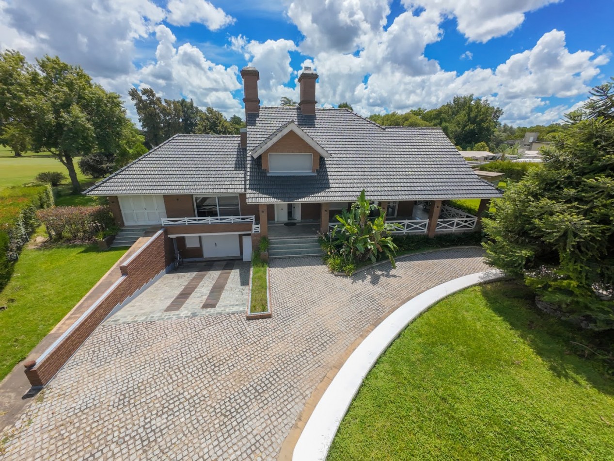 CASA DE CATEGORIA EN CLUB DE CAMPO EL PASO - Santo Tome - Santa Fe