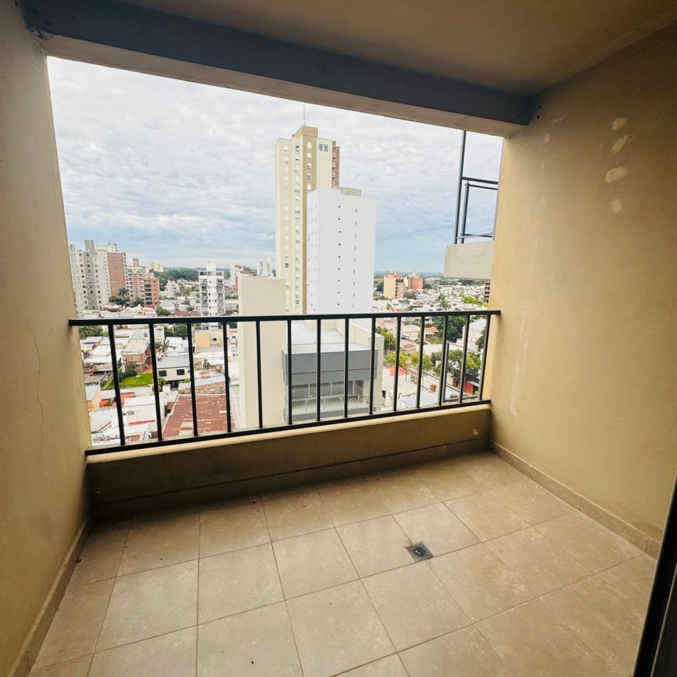VENTA DEPARTAMENTO CON COCHERA EN ZONA CENTRO