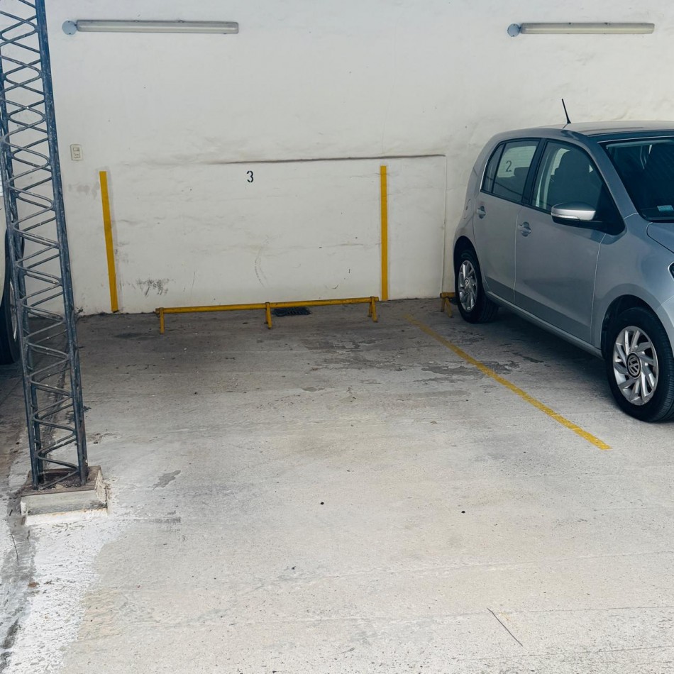 VENTA DEPARTAMENTO CON COCHERA EN ZONA CENTRO