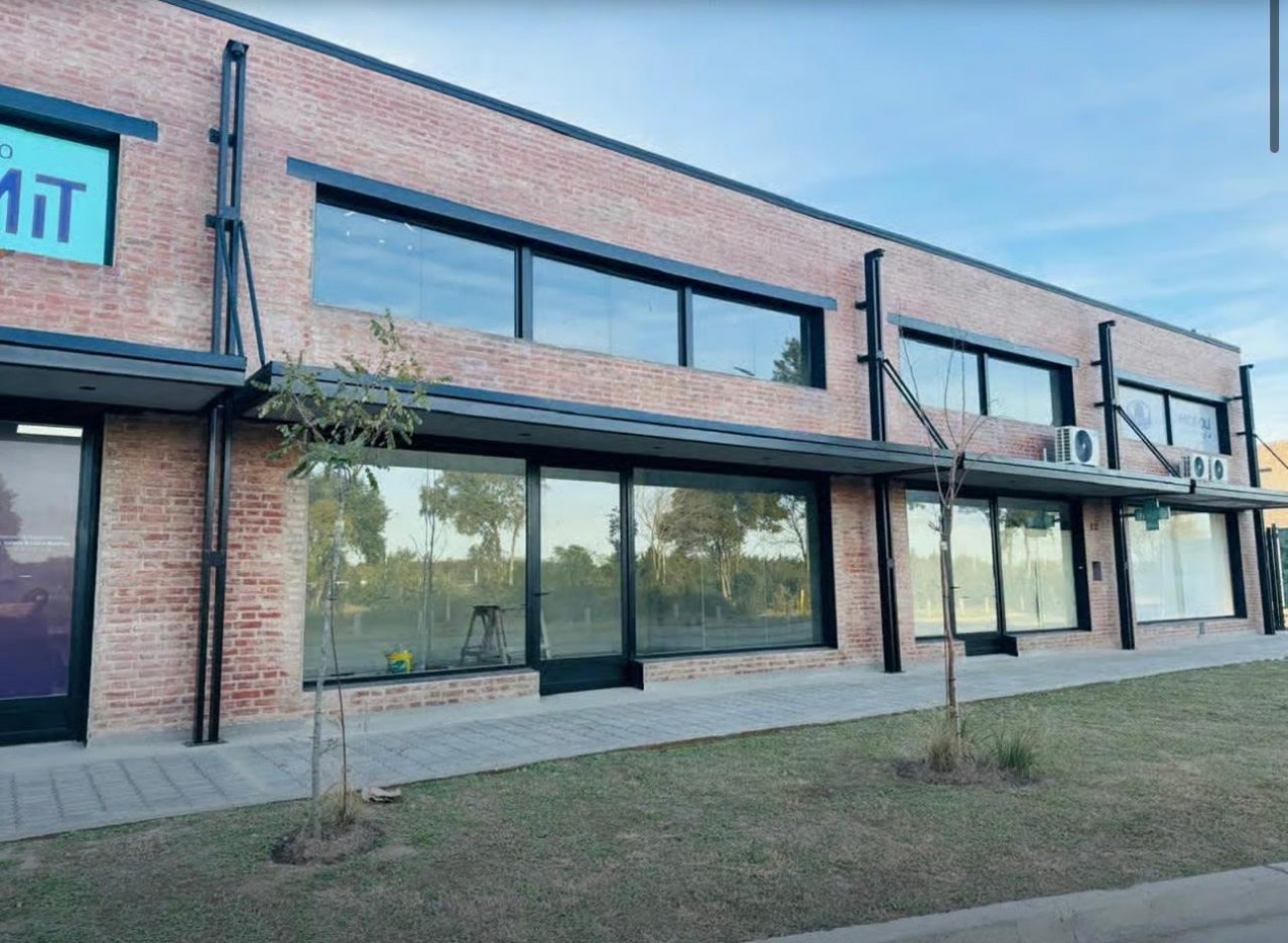 LOCAL COMERCIAL EL LAS ACACIAS - ZONA COUNTRIES - CON RENTA 